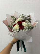 Load image into Gallery viewer, Rose Harmony Bouquet
